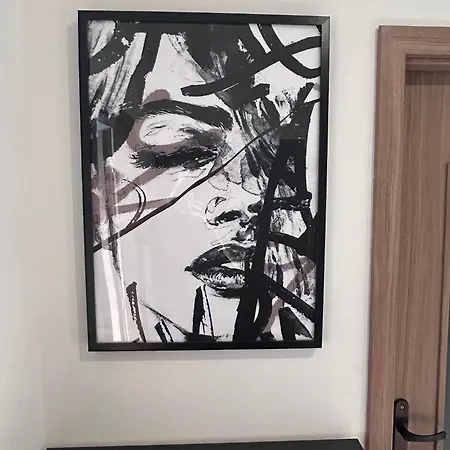 Nitra, Self Check-in, Private Parking Apartment