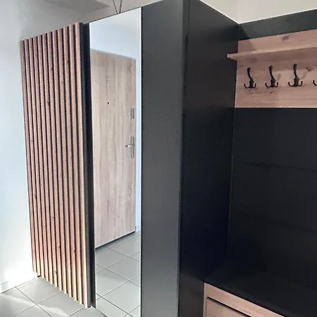 Nitra, Self Check-in, Private Parking Apartamento *