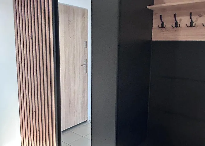 Nitra, Self Check-in, Private Parking Apartment *