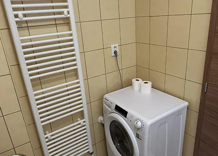 Nitra, Self Check-in, Private Parking Apartment